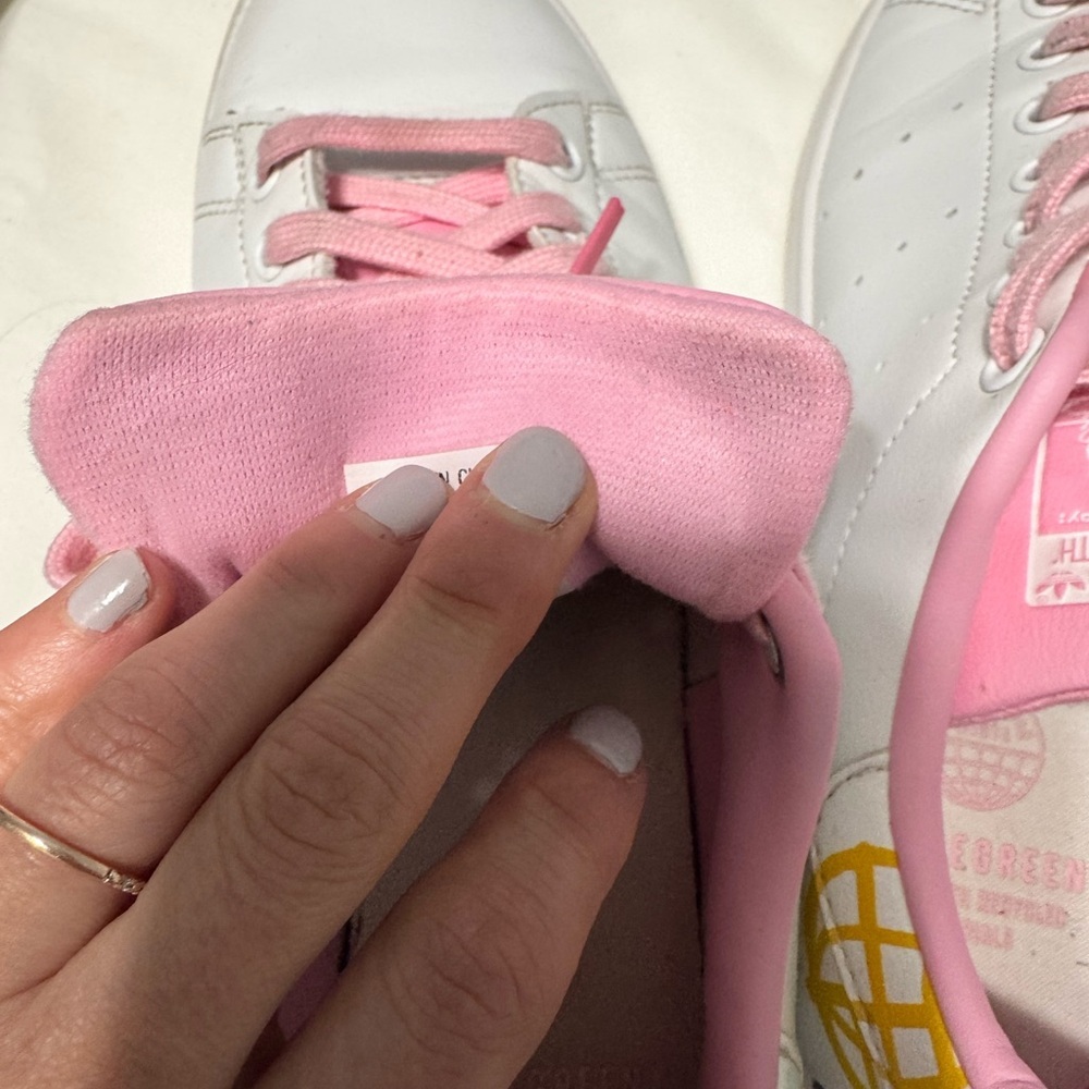 Adidas Stan Smith Womens Size 8.5 Doodles Flower Earth Globe White Pink - Picture 13 of 14